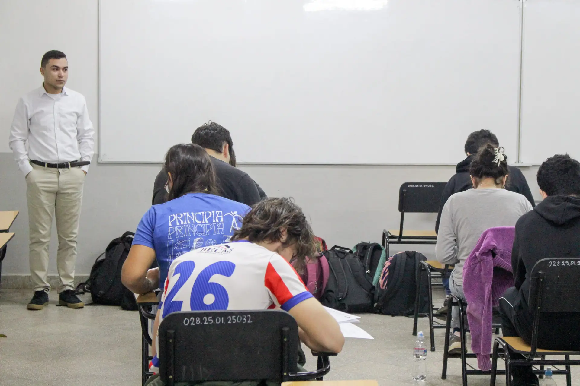 Postulantes participaron del examen de ingreso a la FP-UNA - Facultad ...